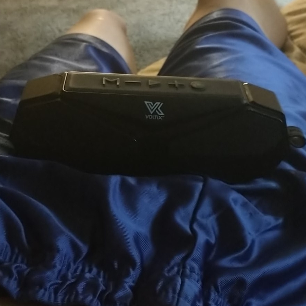 Voltix bluetooth speaker